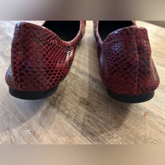 Ralph Lauren RLL Burgundy / Red Snakeskin Ballet Flat Slip On Shoe, Size 8.5 B - Picture 4 of 13